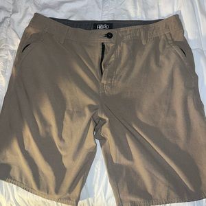 O’Neill beige men’s hybrid shorts size 36